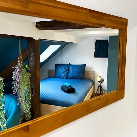 Au Duplex De Jeannala