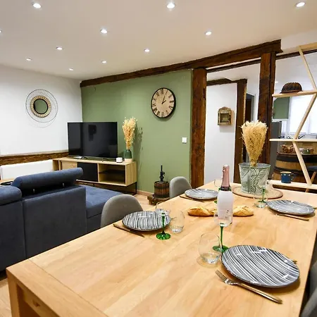 アパート Au Duplex De Jeannala