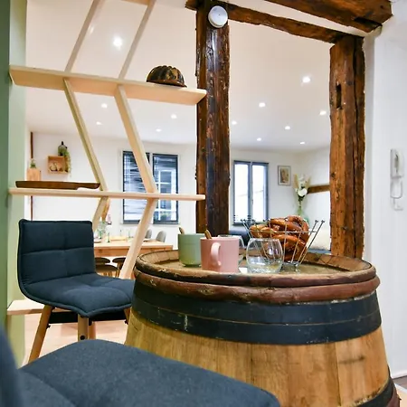 アパート Au Duplex De Jeannala セレスタ